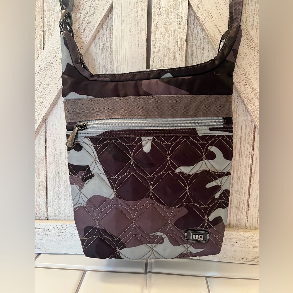 Lug Camouflage Messenger Bag - Black and grey - Picture 1 of 7
